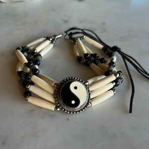 Yin Yang Black and White Beaded Bracelet